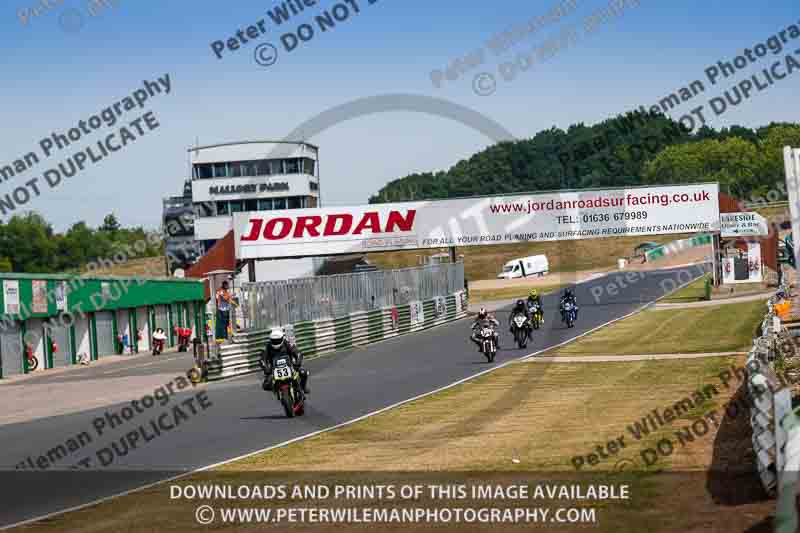 Vintage motorcycle club;eventdigitalimages;mallory park;mallory park trackday photographs;no limits trackdays;peter wileman photography;trackday digital images;trackday photos;vmcc festival 1000 bikes photographs